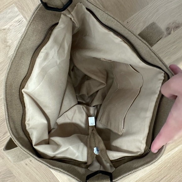 Eare life Tan Bag - Picture 4 of 5